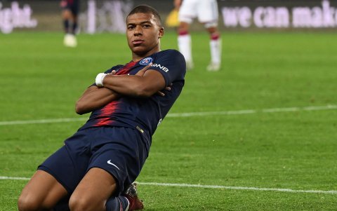 Kylyan Mbappe lidera la lista del PSG (un total de 984) con 244 millones.