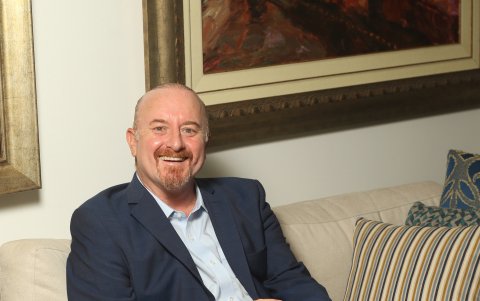 Guido empezó oficialmente en la política hace dos años cuando se lanzó como candidato a la alcaldía de Samborondón, quedando en segundo puesto.