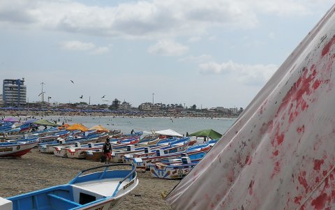 En el gobierno de Jaime Roldos, Esmeraldas, Manta y Posorja fueron declarados como puertos pesqueros y Playas como balneario turístico. En ese entonces, los barcos se fueron a Posorja.