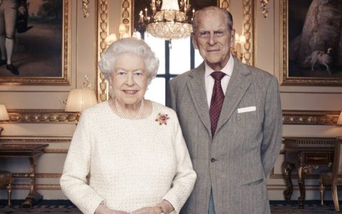 La monarca en compañía de su esposo Felipe, duque de Edimburgo