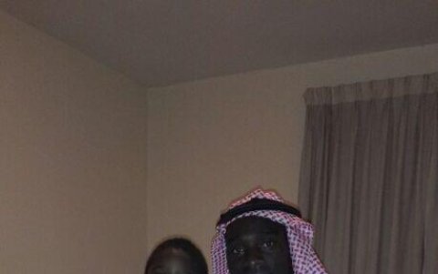 No tuvo problemas con utilizar ropa árabe cuando militó en el Al-Hilal.