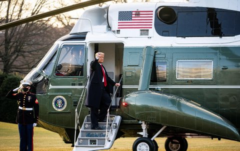 Trump dejó la Casa Blanca durante la mañana.