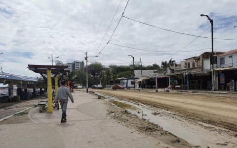 Turismo. Este es el escenario al que llegan los turistas que se asoman a la zona norte del balneario de la provincia, cerca del rompeolas.