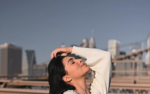 La influencer de moda Vanessa Zambito, utiliza un estilo cómodo.