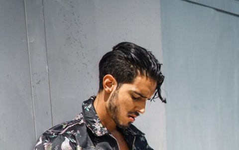 Su excelente físico le abrió las puertas en el mundo del modelaje. Así descubrió su pasión por la cámara.