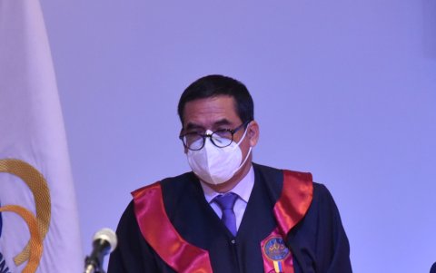 Autoridad. Es el presidente subrogante de la Corte y precandidato a ser titular del organismo