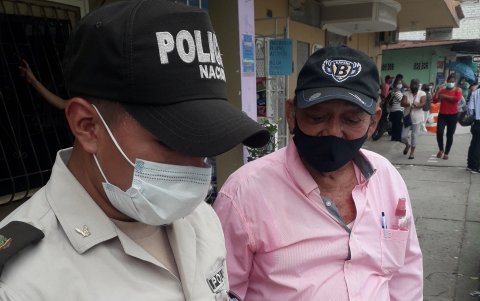 Más de un ciudadano no había confirmado previamente donde debía votar, lo que generó más congestión en los sitios.