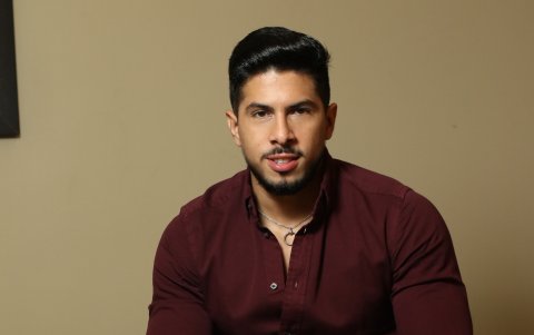 Cristopher Stewart dice haber aumentado sus ingresos económicos con esta página.