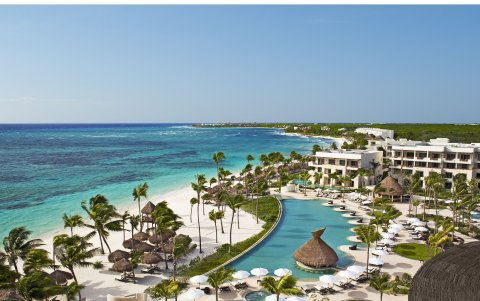 En la Riviera Maya podrá surfear y hacer snorkeling