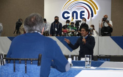 Lasso y Pérez se reunieron el 12 de febrero del 2021 en el auditorio del Consejo Nacional Electoral.
