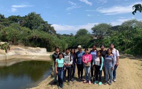 Estudiantes y catedráticos de la UPSE (foto) y de la Espol han desarrollado proyectos comunitarios y de investigación sobre este tema en Santa Elena.