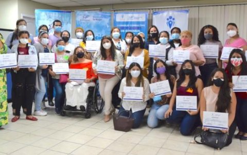 Las integrantes del nuevo organismo con sus repectivos nombramientos.