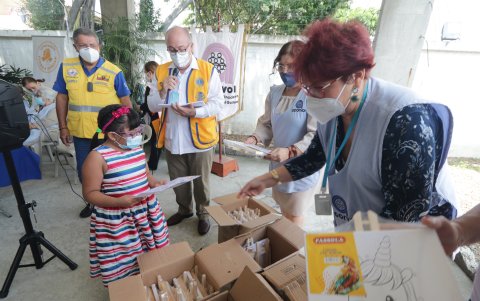 Los participantes recibieron reconocimientos de las instituciones que organizaron la jornada.