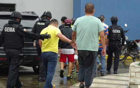 La Policía ofreció una rueda de prensa para dar detalles de la detención de los 9 sospechosos en el caso.