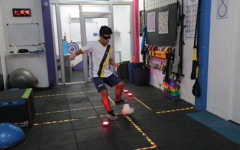 Varios deportistas trabajan en este programa, que no es solo enfocado al fútbol.