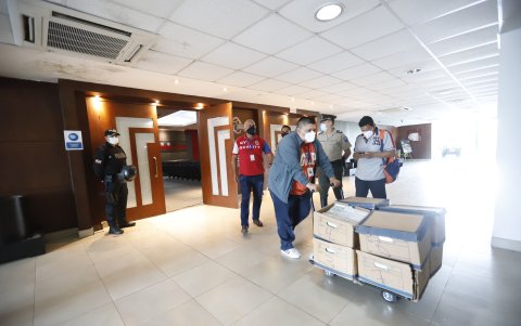 El caso ya pasó  a conocimiento de un Tribunal de Garantías Penales del Guayas para el juzgamiento.

Guayaquil-Ecuador

Agencia (ag-expreso)