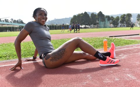 La velocista sumó un nuevo tatuaje. Es la imagen de Cleopatra, reina egipcia de quien admira su fuerza y liderazgo.