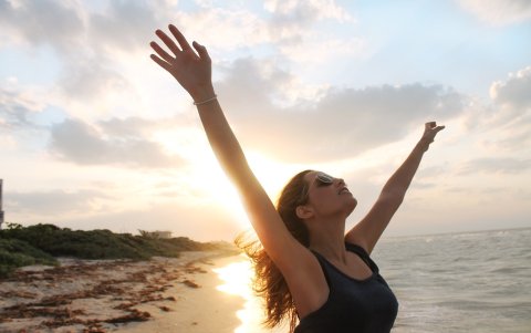 La abundancia es vivir con bienestar, salud, trabajo y amor.