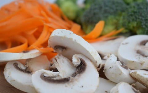 Los hongos deben ser parte de una dieta variada y equilibrada