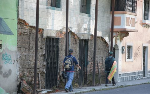 El barrio 5 de junio tiene viviendas a punto de colapsar.