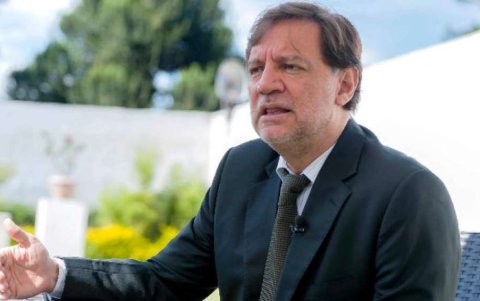 Su rol principal lo cumplió en la Superintendencia de Control del Poder del Mercado.