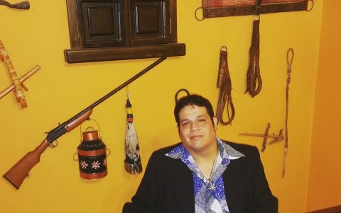El hijo Dyango Calero.