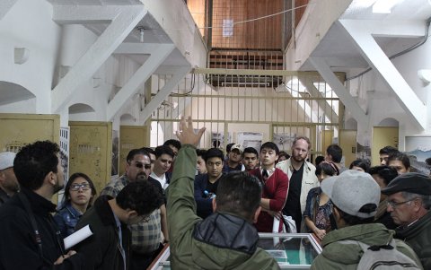 Desde 2019 y hasta el inicio de la emergencia sanitaria, la SNAI organizaba recorridos turísticos por el inmubele, guiados por personas en proceso de prelibertad.