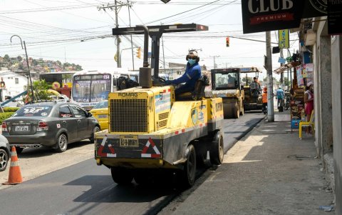 Casi 300 metros cuadrados de pavimento se colocarán en las áreas afectadas de las dos etapas.