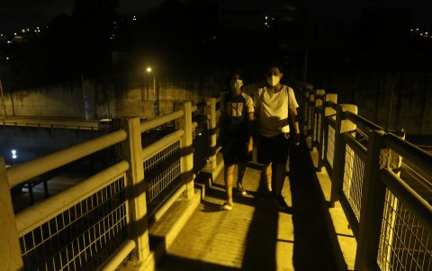 Este es el escenario de los cruces peatonales de vía Daule.