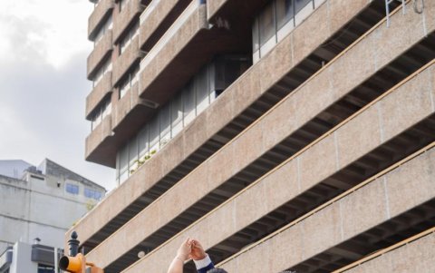 Felices y enamorados.