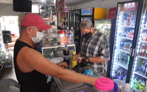 Tiendas de barrio. El delivery no es una opción rentable para estos negocios, por eso se obligarán a cerrar sus puertas. Temen que la medida se extienda.