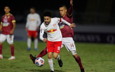El jugador más peligroso de este equipo es Claudinho, quien fue el goleador del Brasileirao pasado.