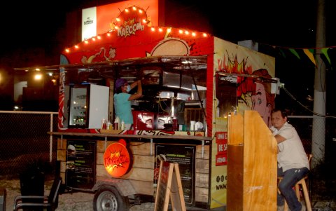 Plaza Kaboom. En este espacio destacan los pequeños contenedores.