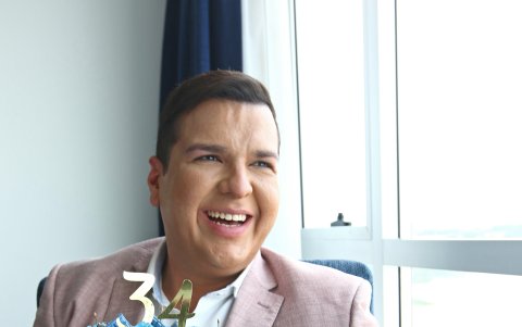 El 8 de mayo cumplirá 34 años.