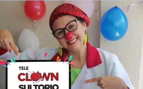 Hace un año comenzaron estos encuentros virtuales para suministrar las terapias virtuales de la risa.