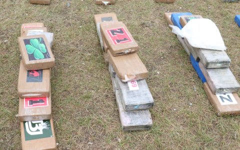 Los paquetes presentaban diferentes logotipos que, a decir de la policía, son formas de  identificación de cada  cartel.