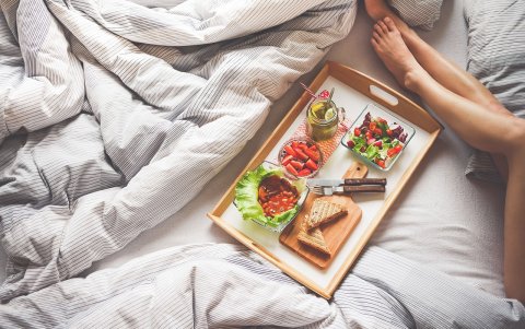 Incluye en el desayuno los alimentos favoritos de mamá.