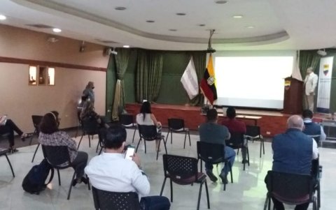 El acto de rendición de cuentas efectuado por el director zonal de la DGAC,  Wilson Torres.