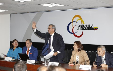 Durante la administración de Gustavo Jalkh en el Consejo de la Judicatura, una gran parte de servidores judiciales fueron destituidos por error inexcusable.