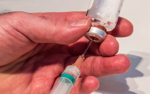 Medicamentos que salvan vida, pero a precios exorbitantes.