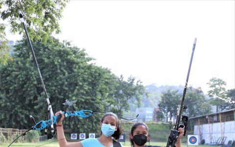 Córdova junto a Blanca Rodrigo mantienen una camaradería propia del equipo nacional juvenil.