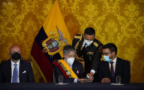 El primer decreto firmado fue la posesión de Fabián Pozo Neira como secretario jurídico de la Presidencia.