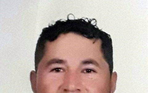 Juan Carlos Calle Palacios, de 40 años, de Azogues, provincia del Cañar, viaja con su esposa.