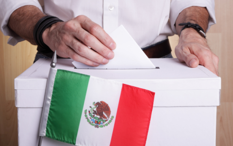 Las consejeras ecuatorianas Esthela Acero y Elena Nájera, viajarán a México y Perú, respectivamente, para observar los procesos electorales.