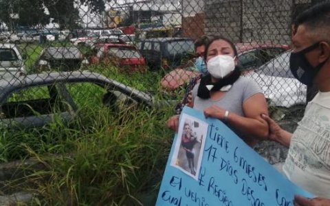 Piden que si alguien sabe algo, se comuniquen con ellos.