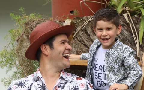 Estampado botánico para look padre e hijo.