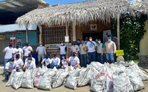 La basura recolectada fue entregada al Gobierno parroquial El Morro para su tratamiento