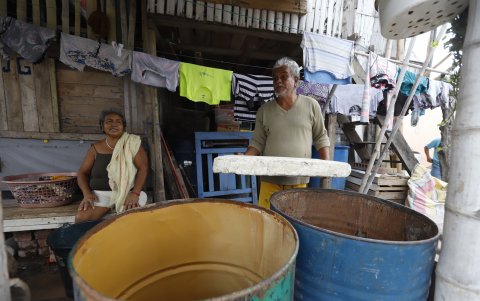 Desde enero pasado, otra vez, los habitantes han lidiado con cortes continuos y desabastecimiento en Durán.