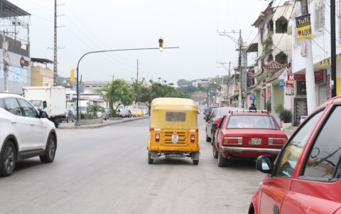 Por primera vez rondan en las calles principales de Álamos Norte y El Cóndor.