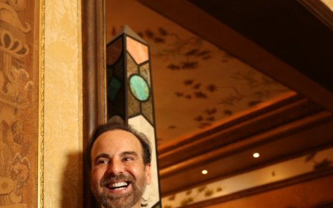 Antonio Plaza es arquitecto e interiorista.